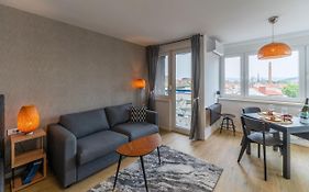 Elegant Tour As Studio Gilly With Open Views And A Balcony In The Center Ljubljana
